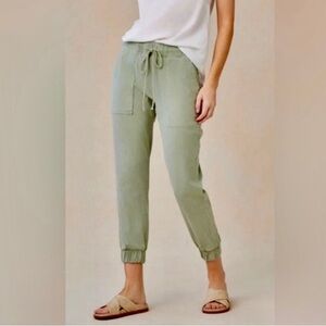Bella Dahl Sage Green Jogger Pants